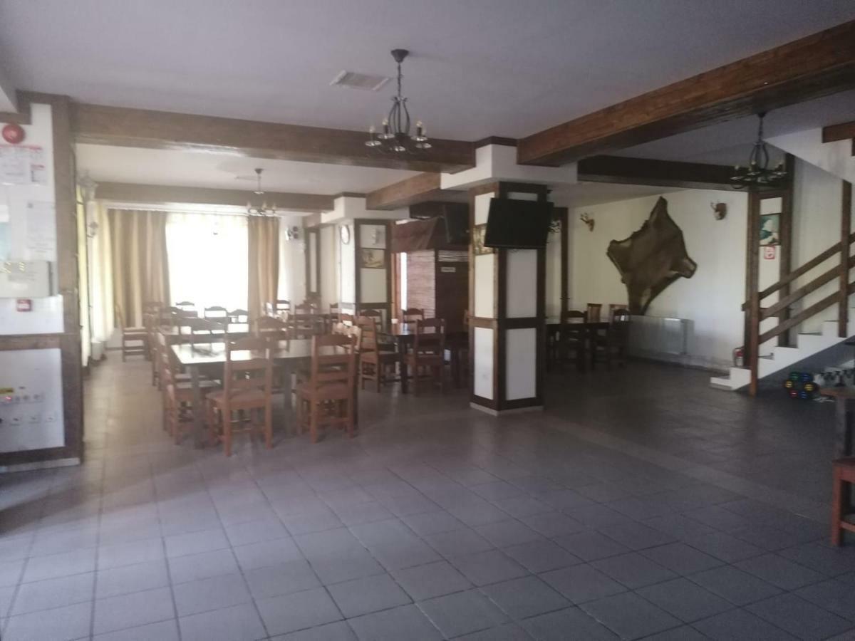Pensiunea Pomi -Oesti Hotel Albestii Paminteni Ngoại thất bức ảnh